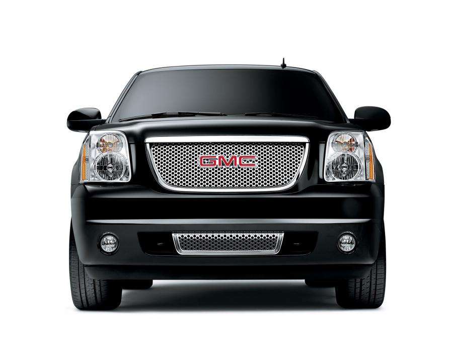  GMC Yukon Denali 2006 года  (фото 19 из 22)
